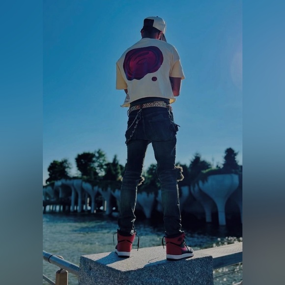 *NEW* Visionary Club "LETTER TO YOUR HEART" Boxy Oversized Tee Shirt UNISEX - Picture 11 of 16